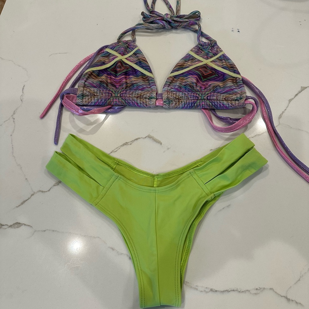 Montce Bikini